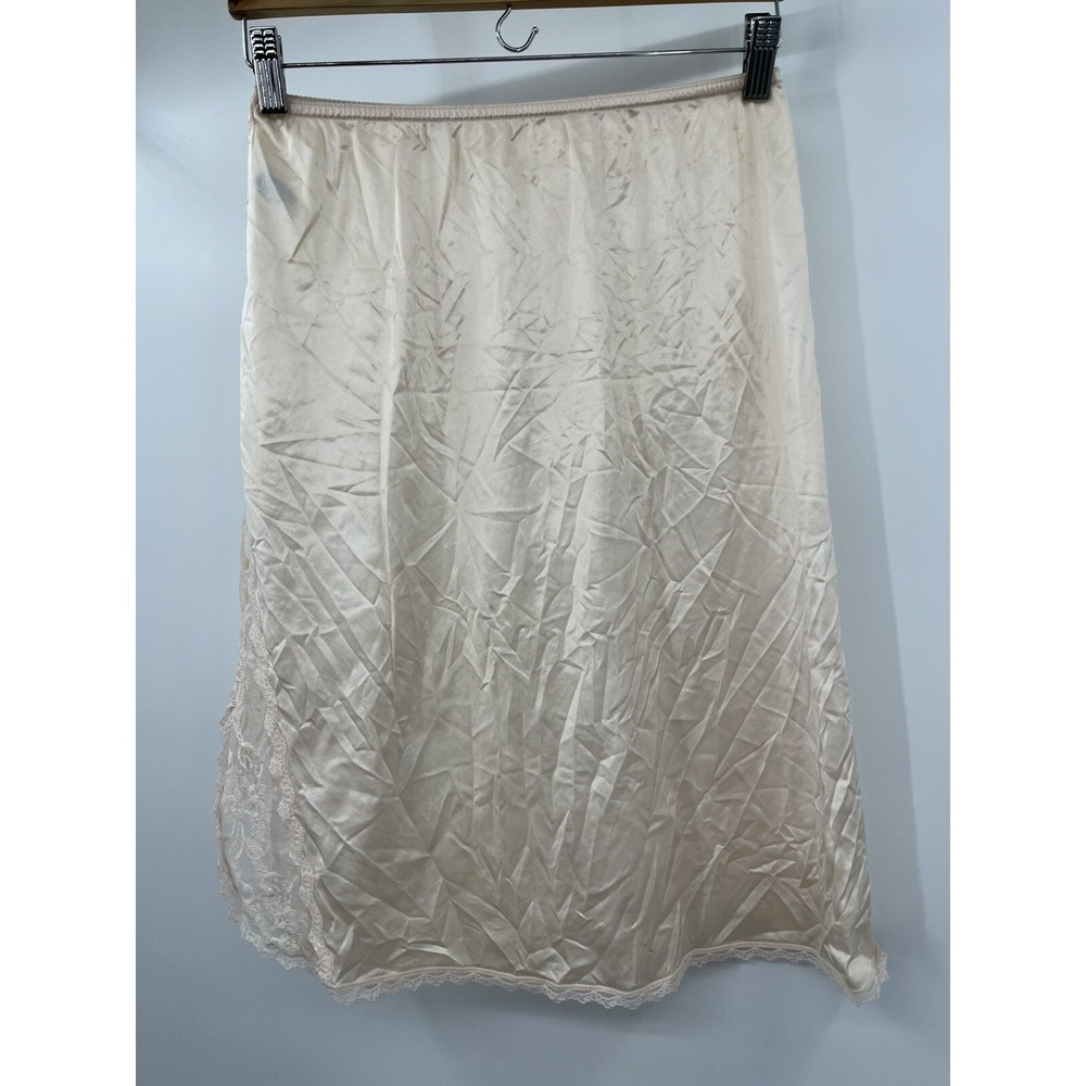 Vintage Stellar Antron III Nylon Half Slip Blush Size Medium USA Union Made